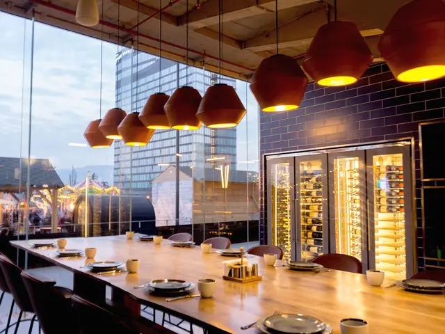 Republic 24 interior